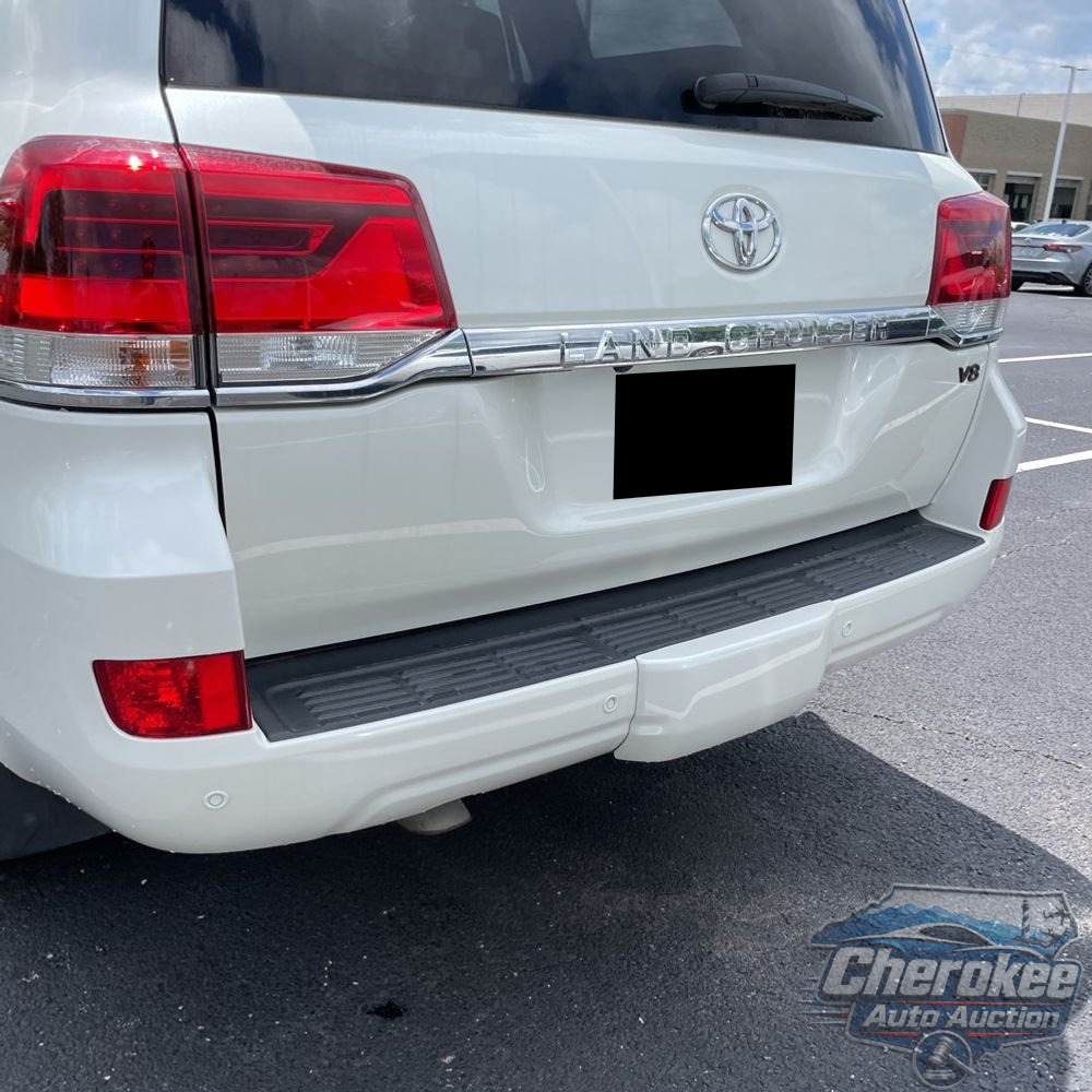 2020 Toyota Land Cruiser Base