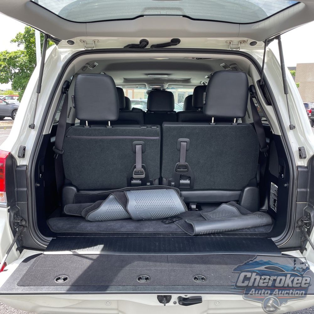 2020 Toyota Land Cruiser Base