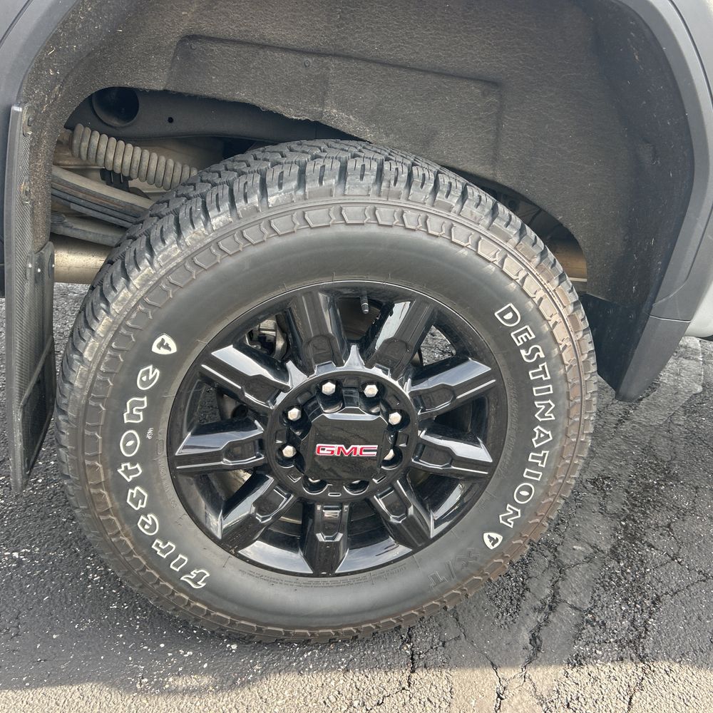 2024 GMC Sierra 2500HD AT4