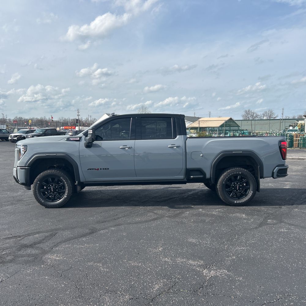 2024 GMC Sierra 2500HD AT4