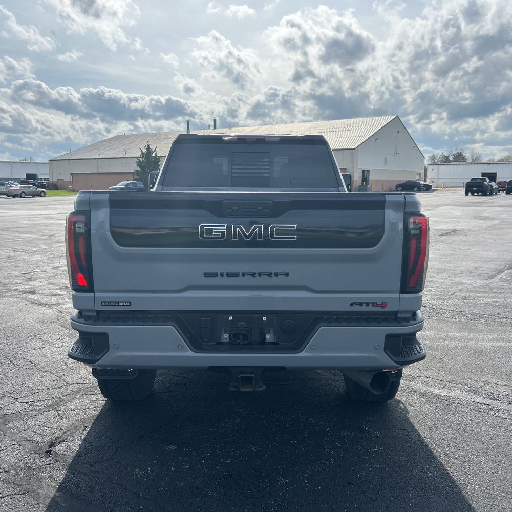 2024 GMC Sierra 2500HD AT4