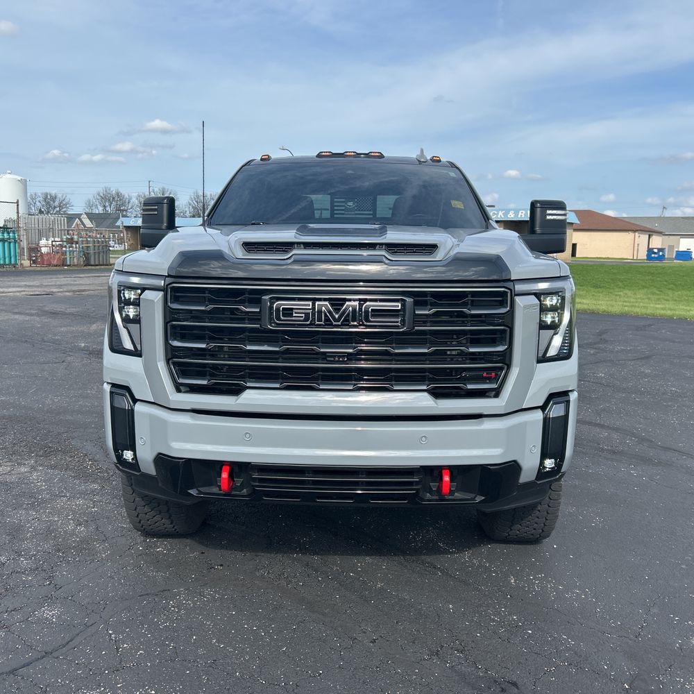 2024 GMC Sierra 2500HD AT4