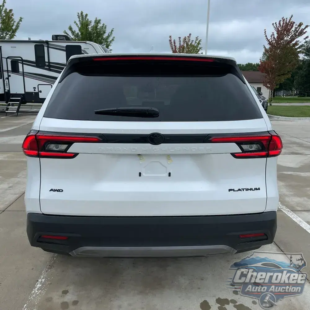 2025 Toyota Grand Highlander Platinum