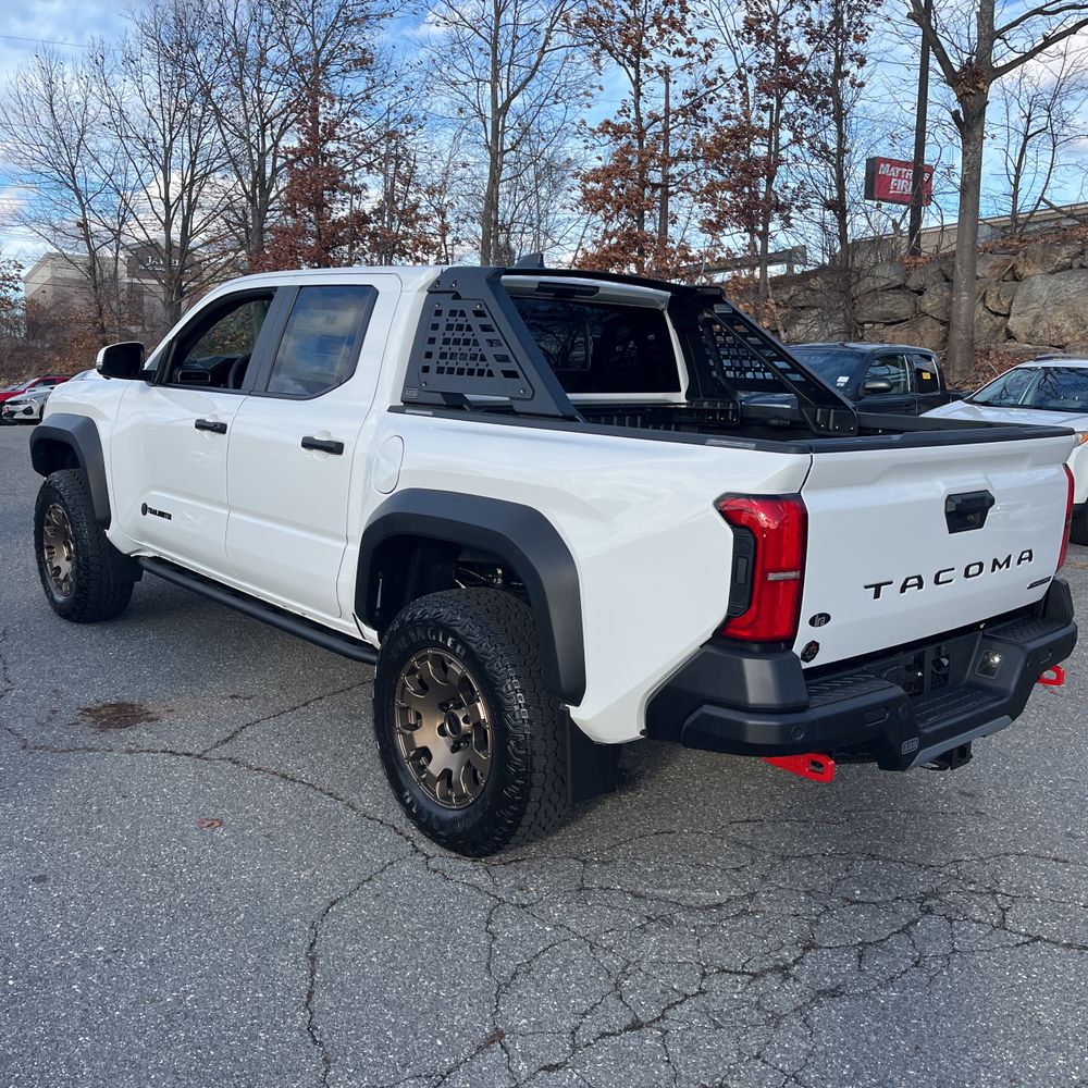 2024 Toyota Tacoma Trailhunter HV