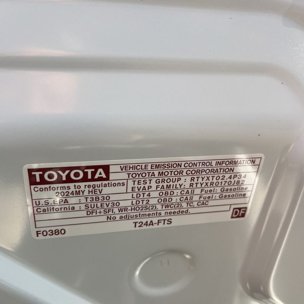 2024 Toyota Tacoma Trailhunter HV