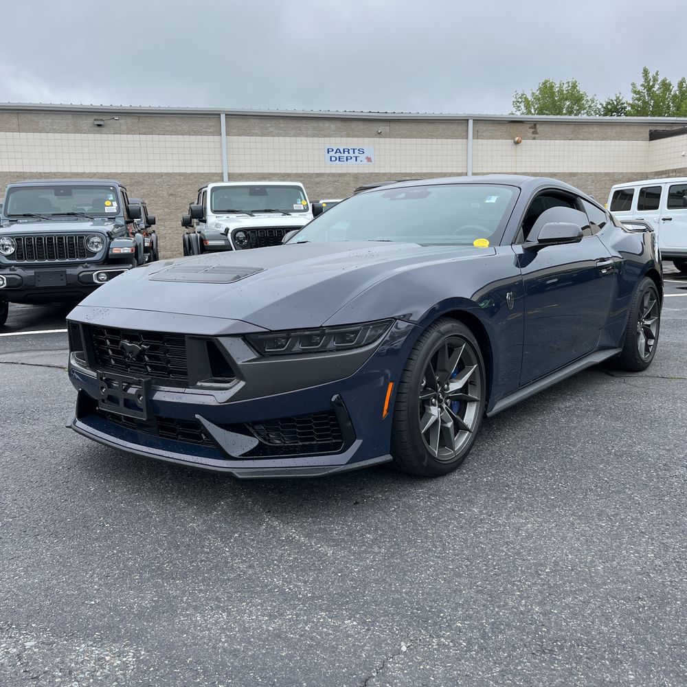 2024 Ford Mustang Dark Horse