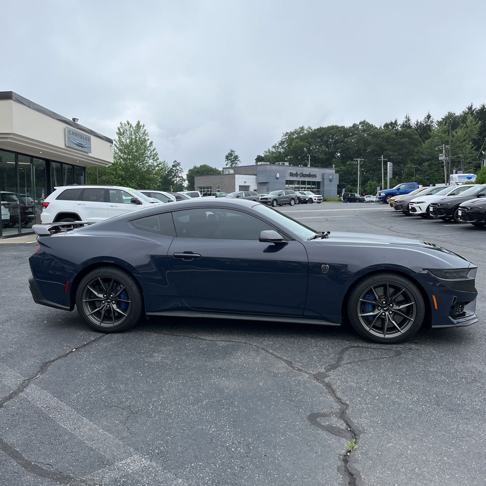 2024 Ford Mustang Dark Horse