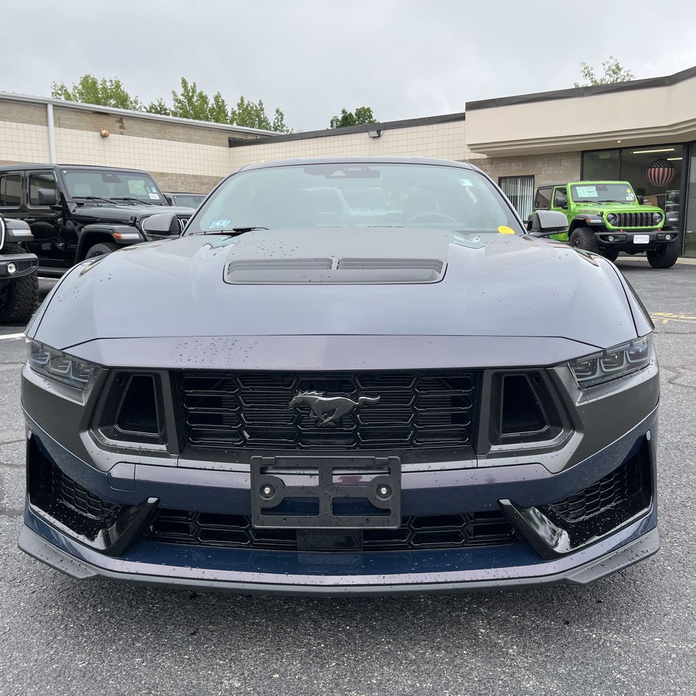 2024 Ford Mustang Dark Horse