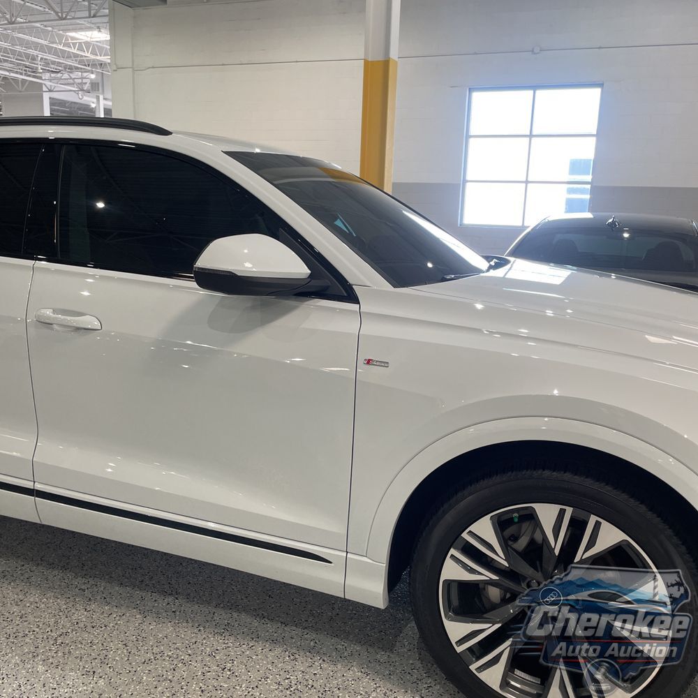 2025 Audi Q8 Prestige 55