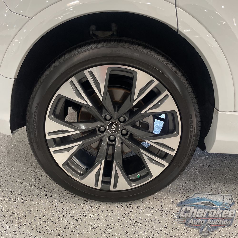2025 Audi Q8 Prestige 55