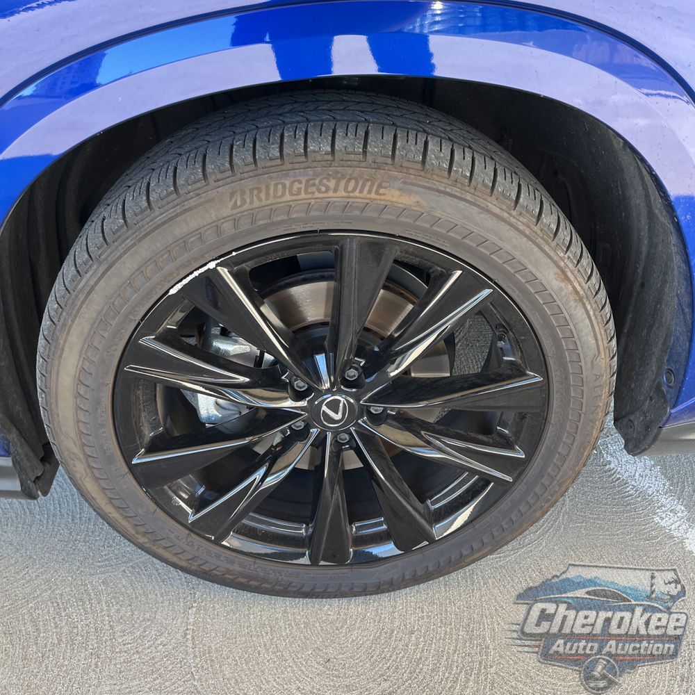 2024 Lexus NX 450h+ F SPORT Handling