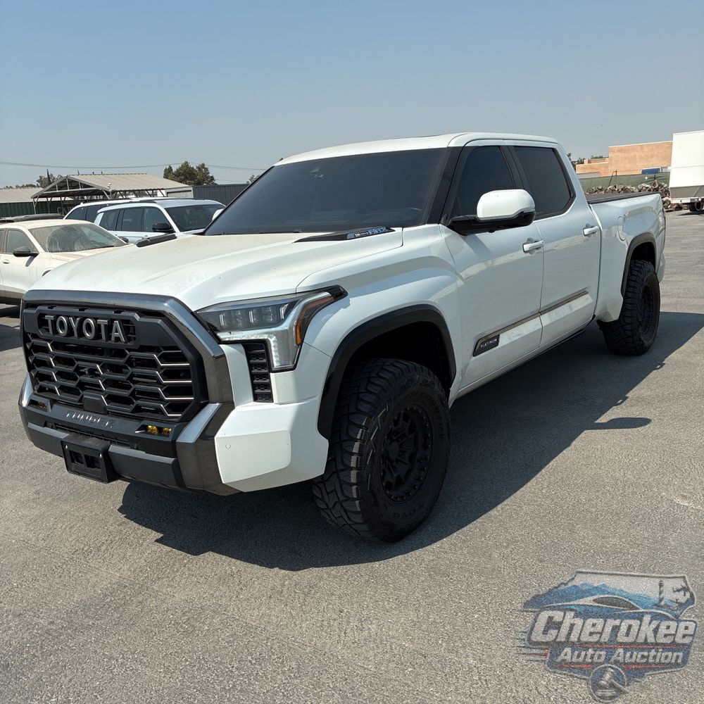 2022 Toyota Tundra Platinum HV