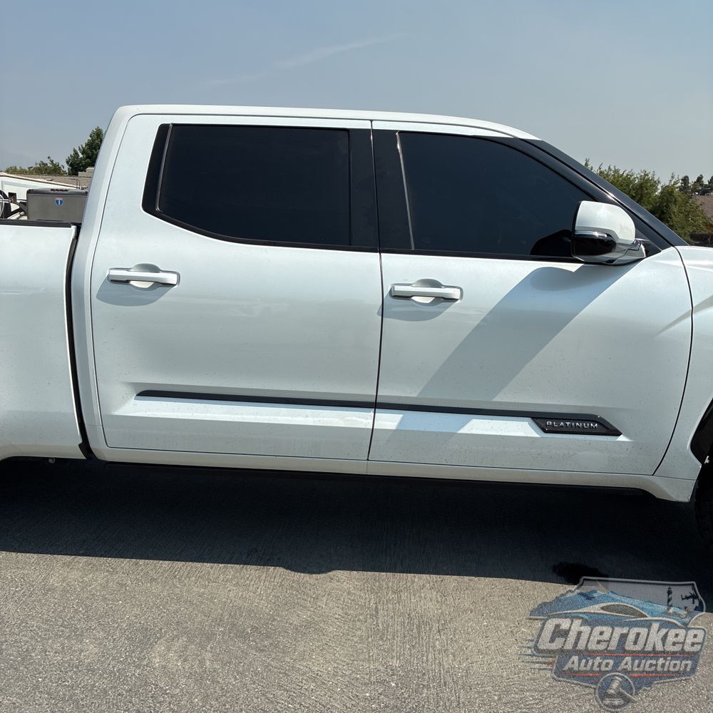 2022 Toyota Tundra Platinum HV