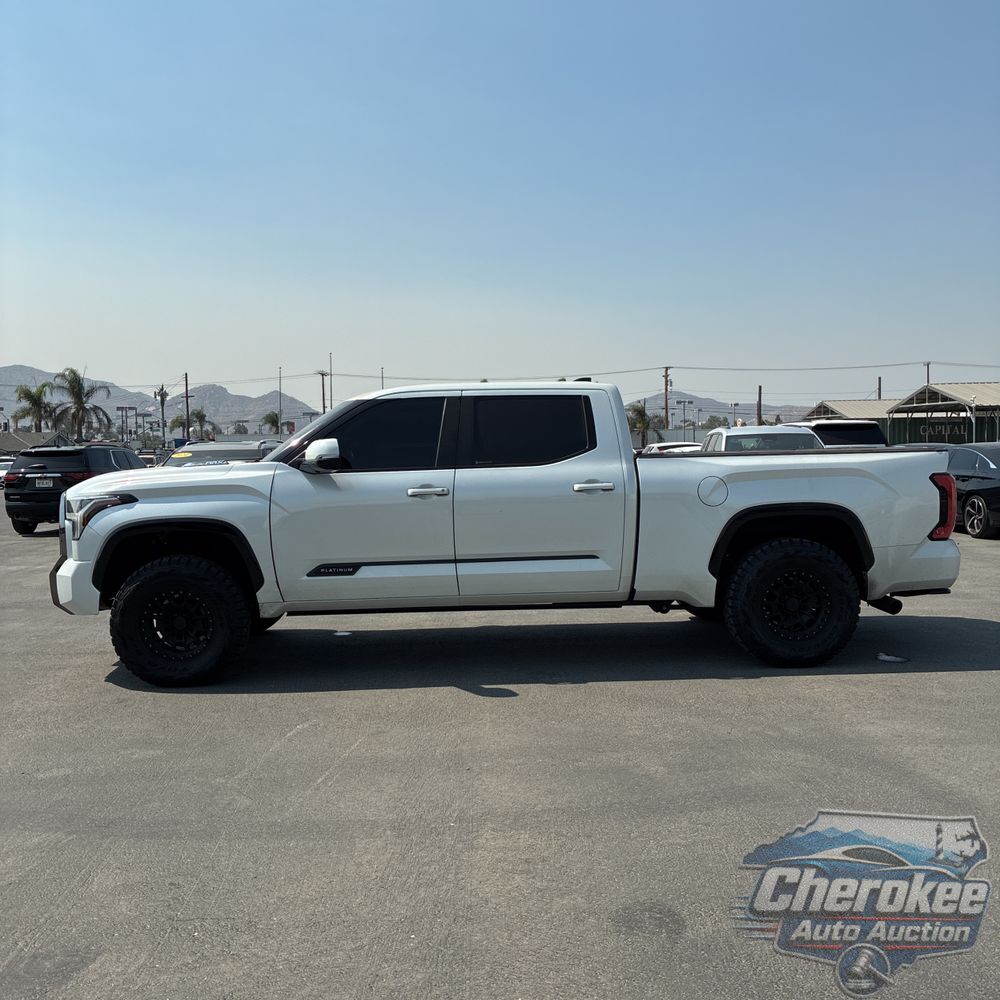 2022 Toyota Tundra Platinum HV
