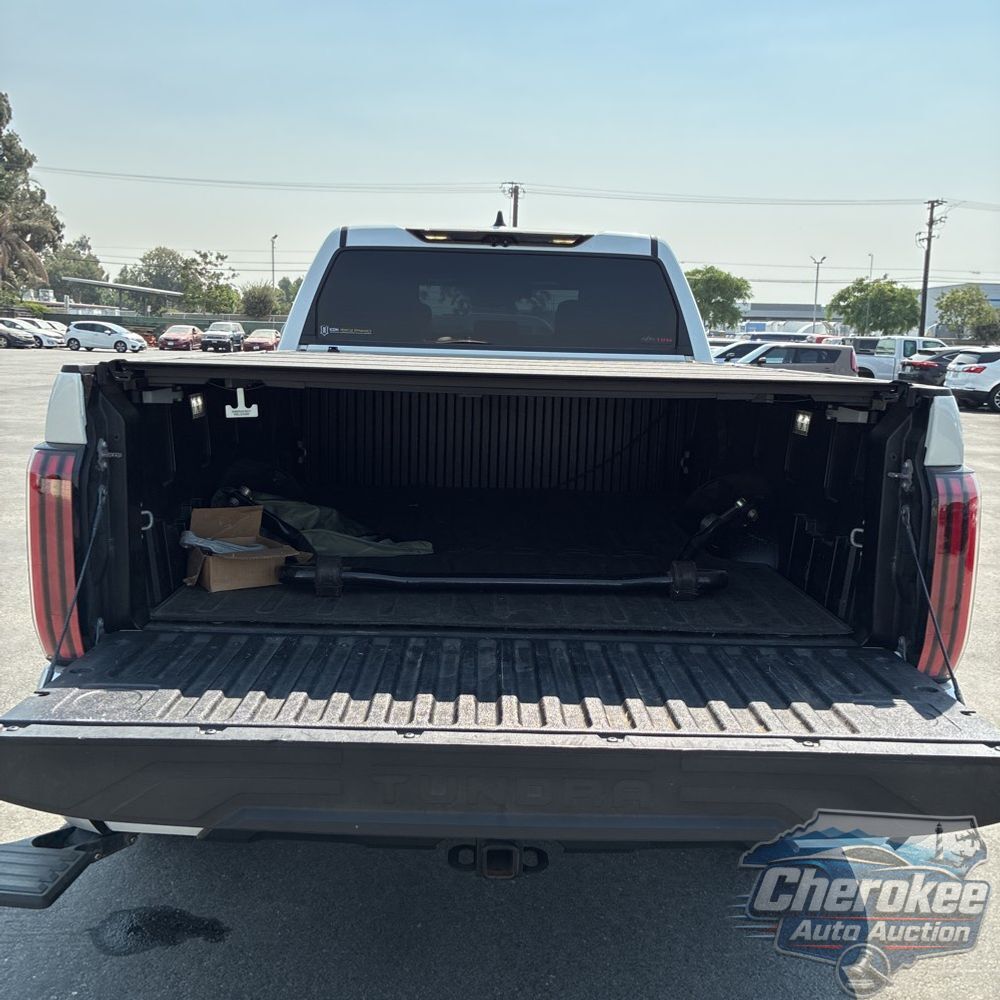 2022 Toyota Tundra Platinum HV