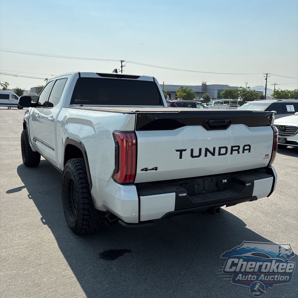 2022 Toyota Tundra Platinum HV