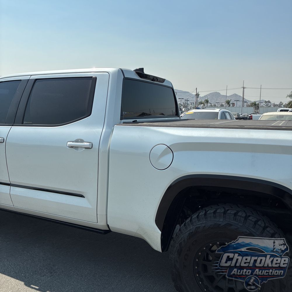 2022 Toyota Tundra Platinum HV