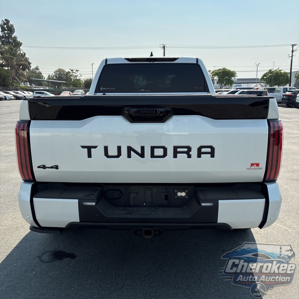 2022 Toyota Tundra Platinum HV