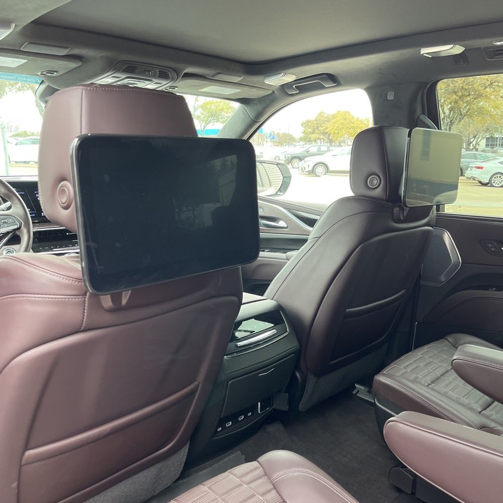 2024 Cadillac Escalade Sport Platinum
