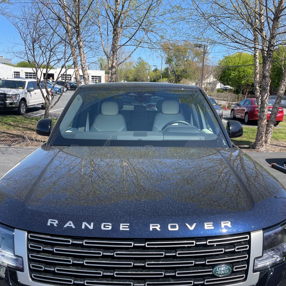 2025 Land Rover Range Rover P400 SE