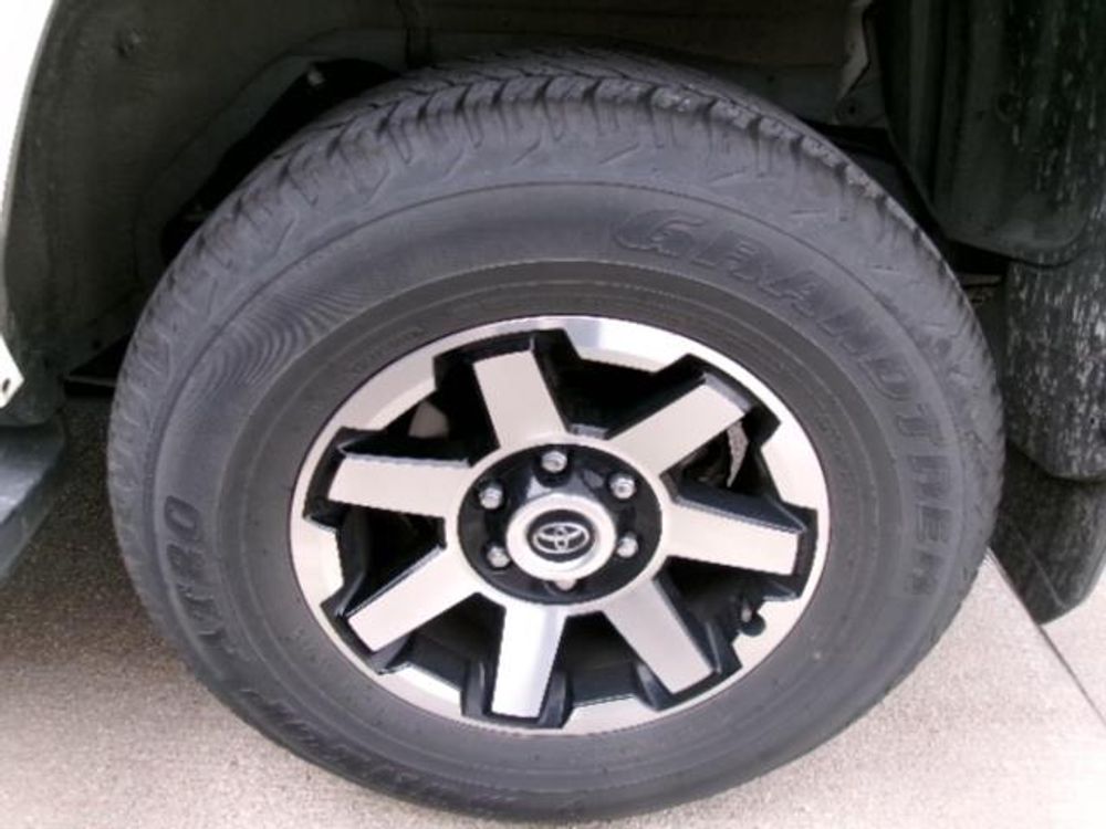 2024 Toyota 4Runner TRD Off Road