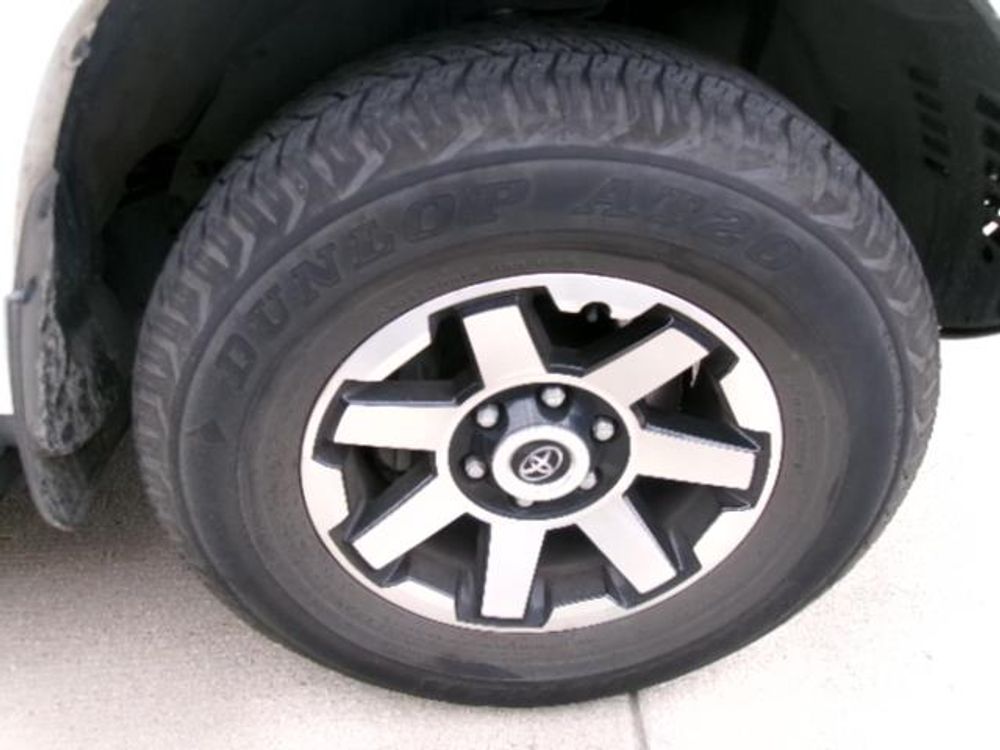 2024 Toyota 4Runner TRD Off Road