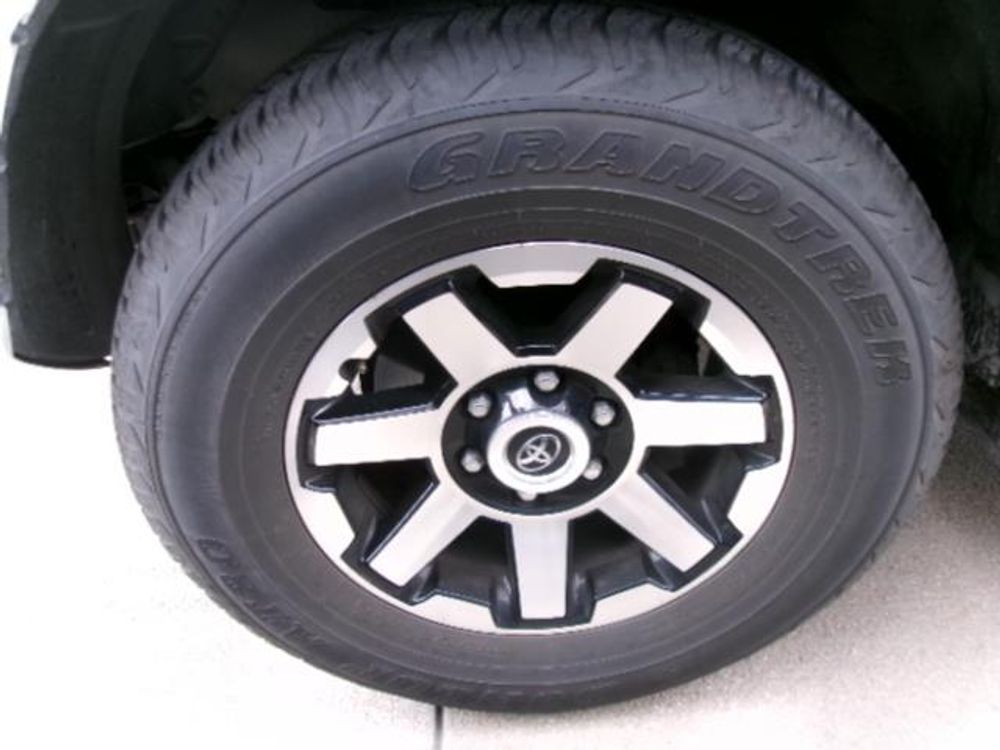2024 Toyota 4Runner TRD Off Road