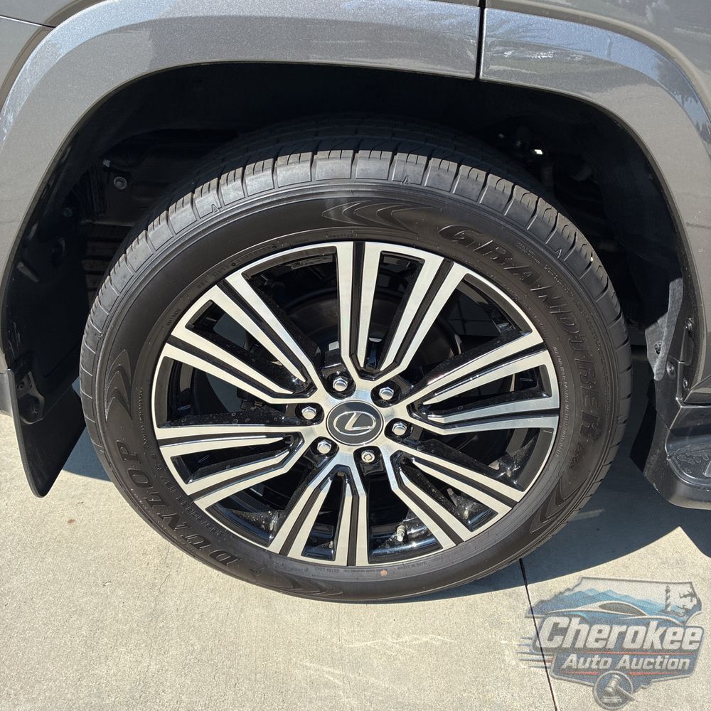 2022 Lexus LX 600 Luxury