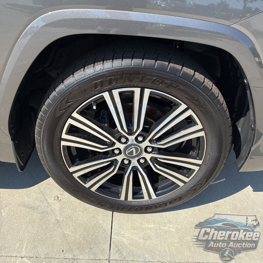 2022 Lexus LX 600 Luxury