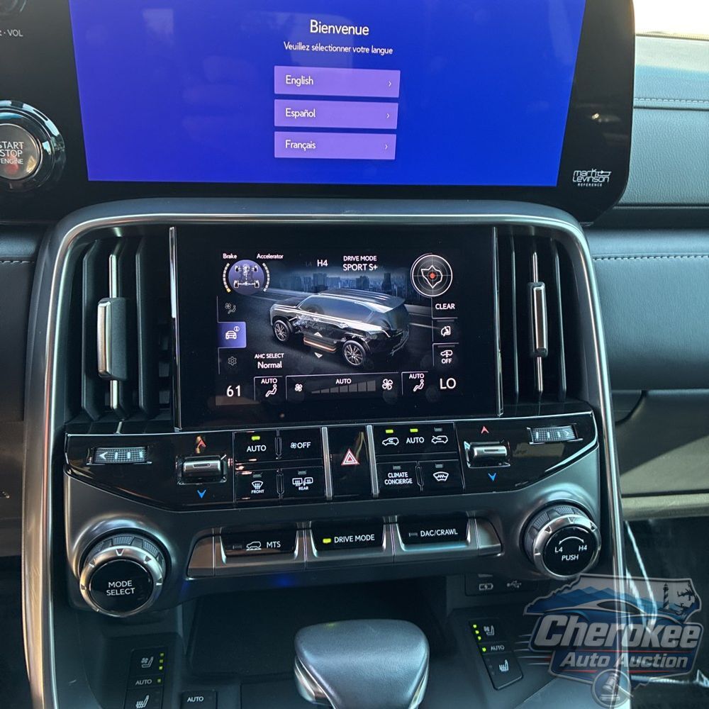 2022 Lexus LX 600 Luxury