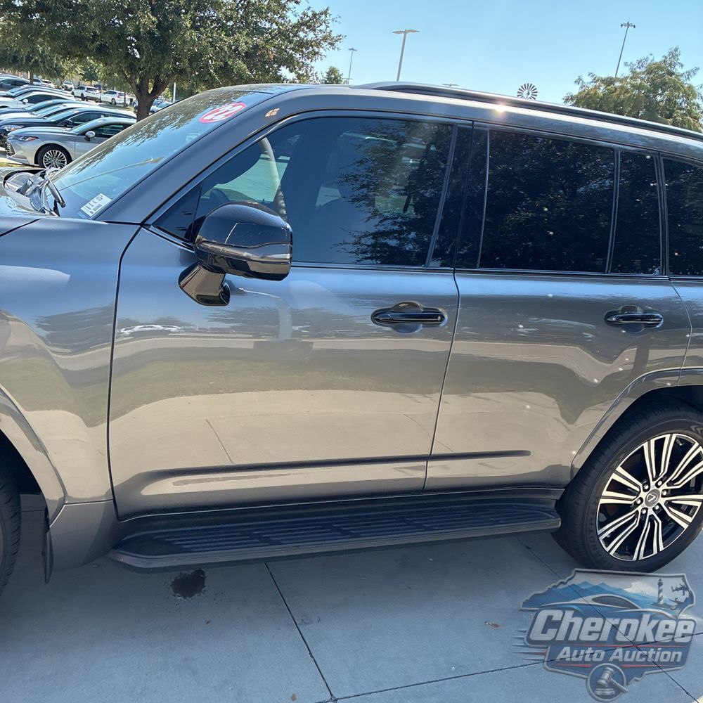 2022 Lexus LX 600 Luxury