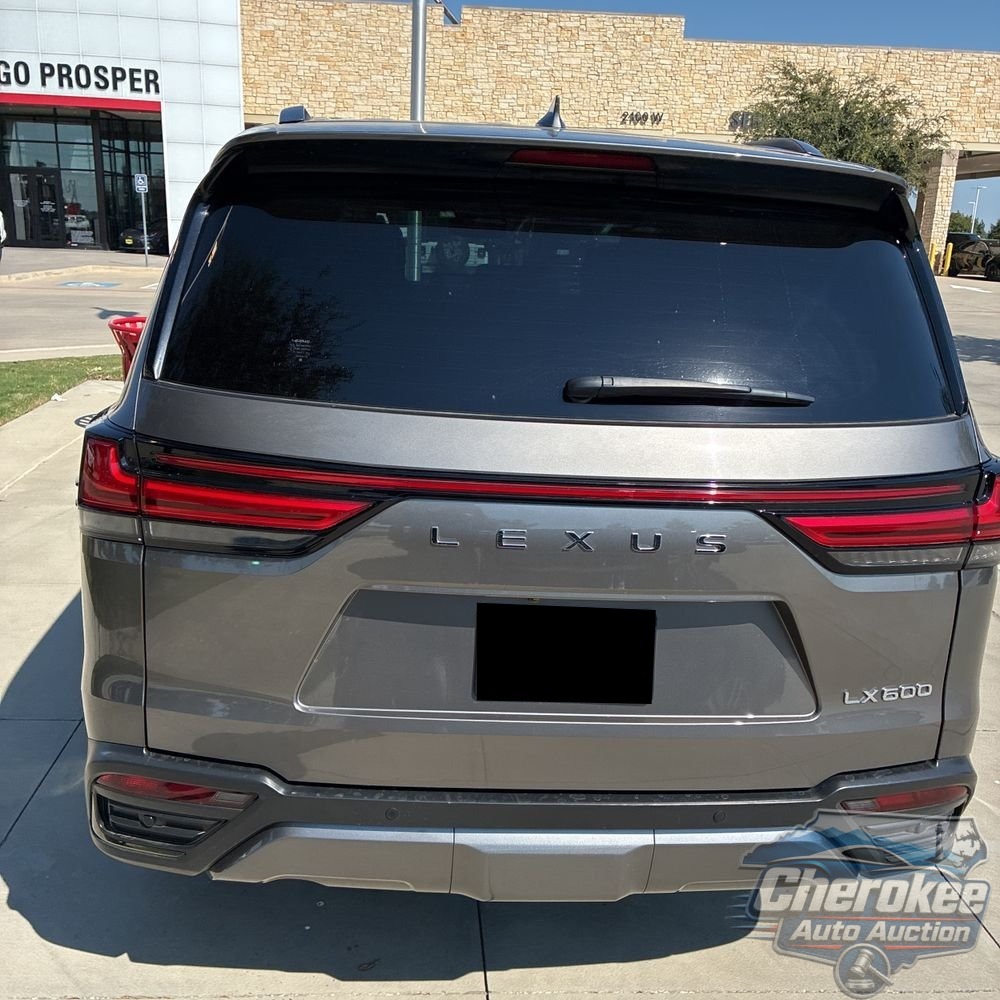 2022 Lexus LX 600 Luxury