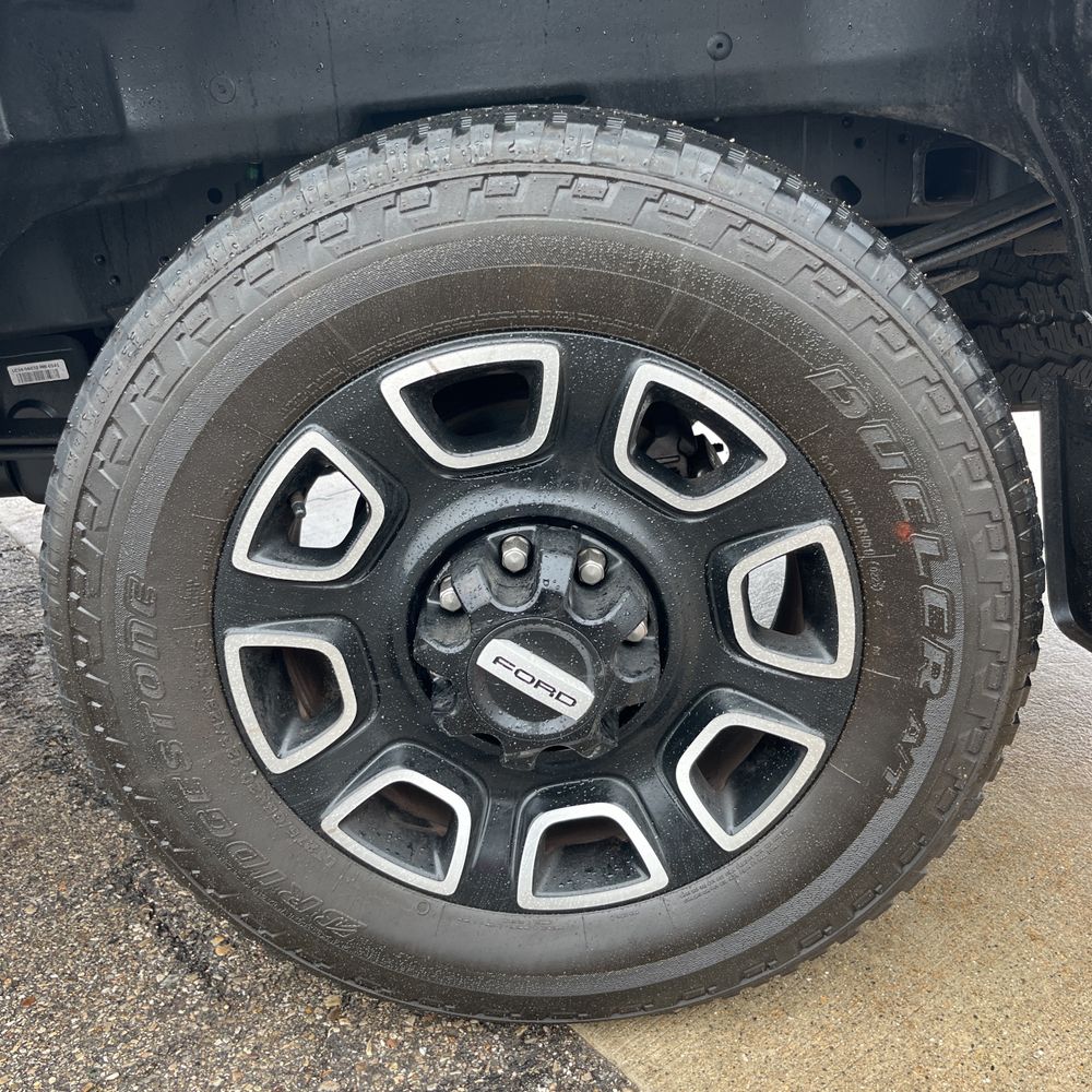 2025 Ford F-250 Platinum
