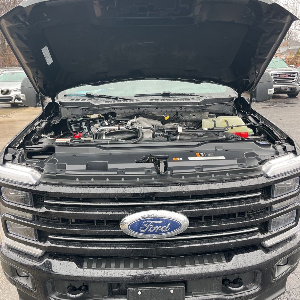 2025 Ford F-250 Platinum
