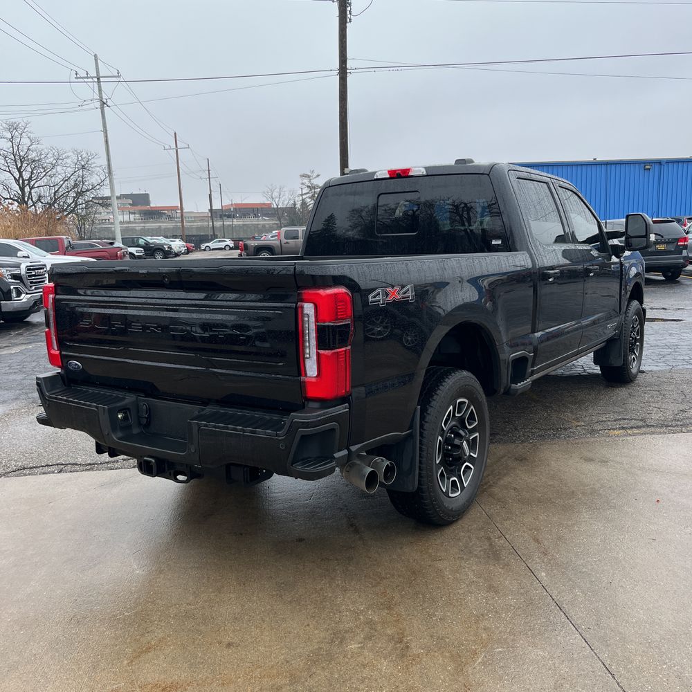 2025 Ford F-250 Platinum