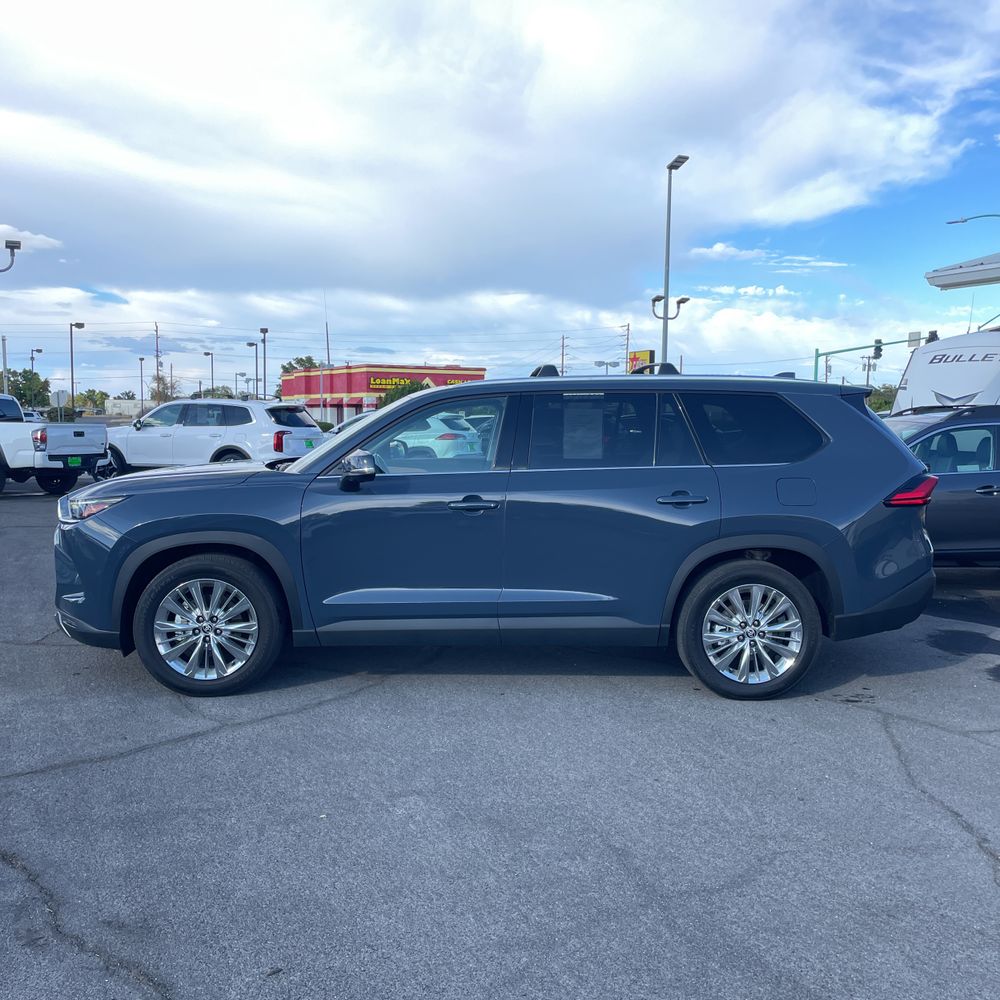 2024 Toyota Grand Highlander Platinum