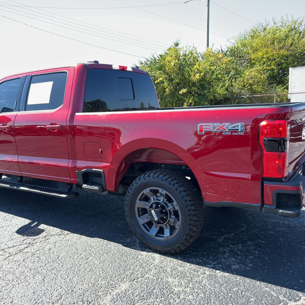 2024 Ford F-350 Super Duty Lariat