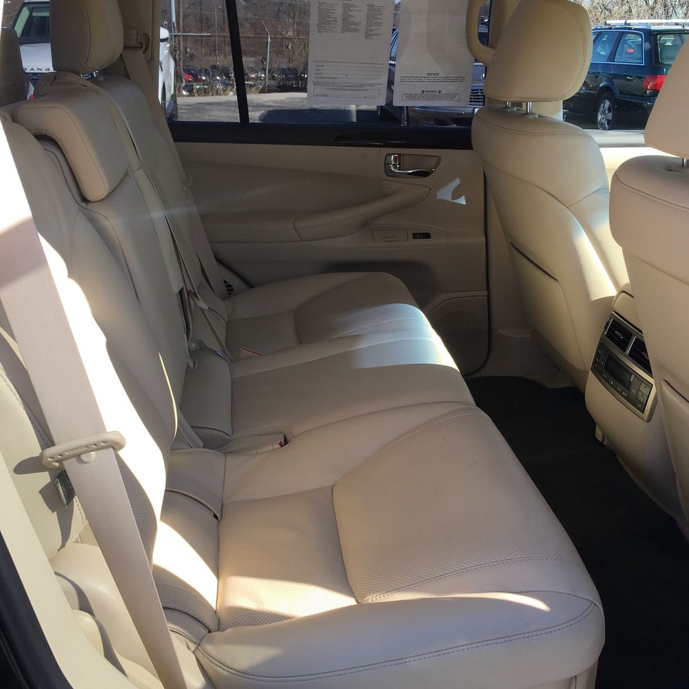 2015 Lexus LX 570
