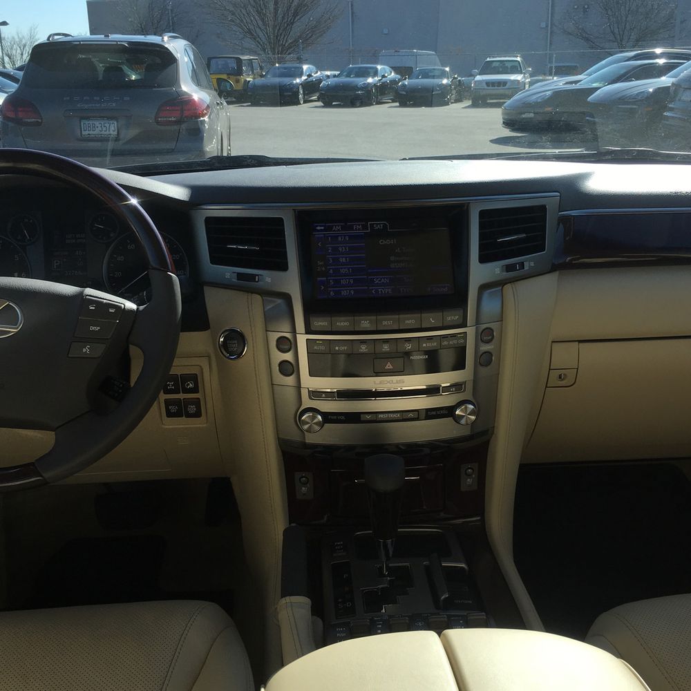 2015 Lexus LX 570