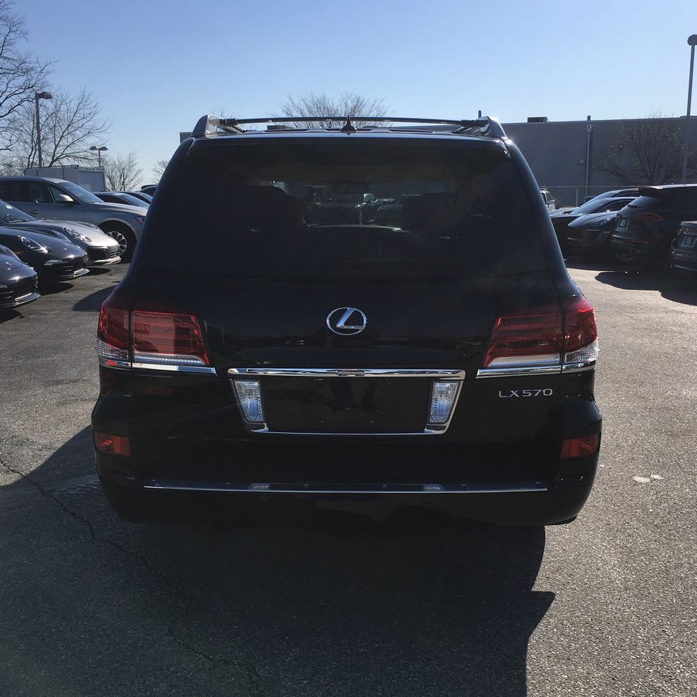 2015 Lexus LX 570