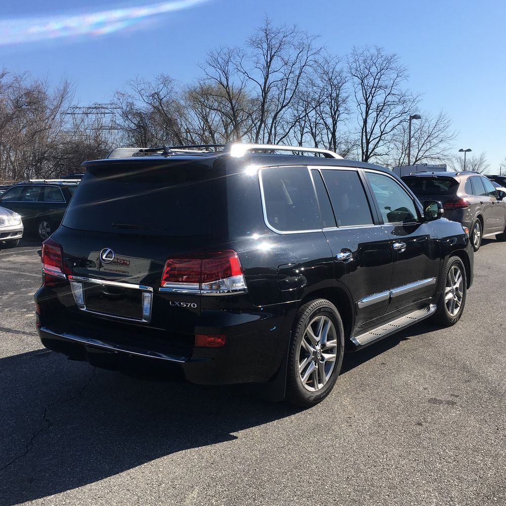 2015 Lexus LX 570
