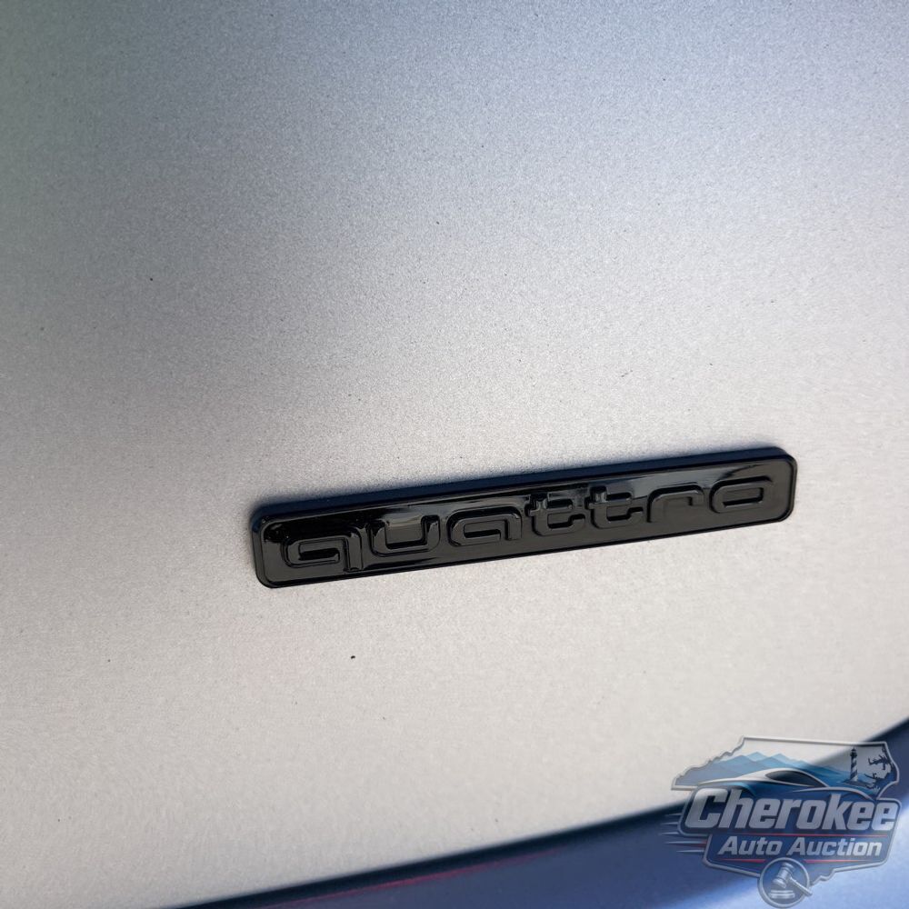 2024 Audi e-tron GT Premium Plus