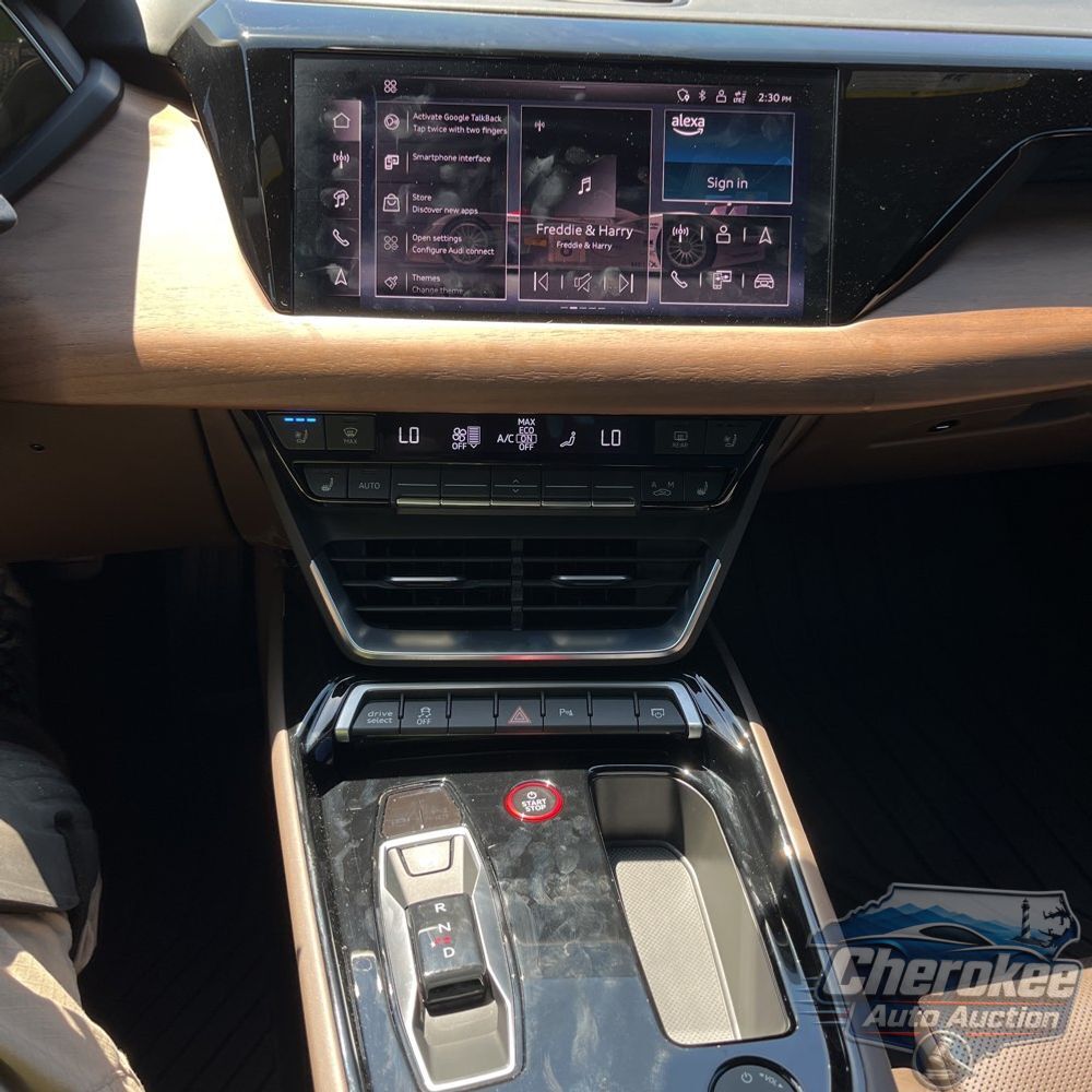2024 Audi e-tron GT Premium Plus