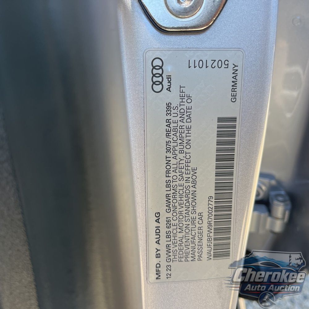 2024 Audi e-tron GT Premium Plus
