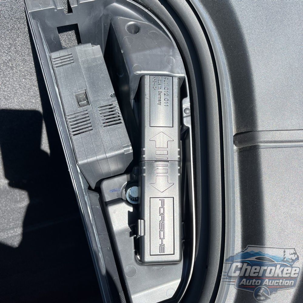 2024 Audi e-tron GT Premium Plus
