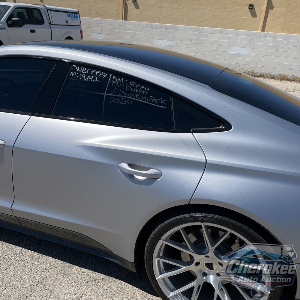 2024 Audi e-tron GT Premium Plus