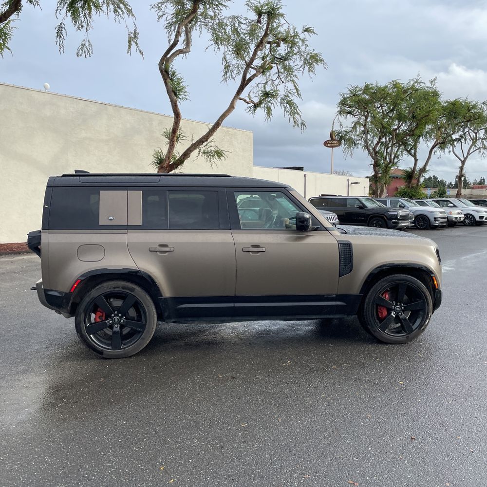 2021 Land Rover Defender 110 X