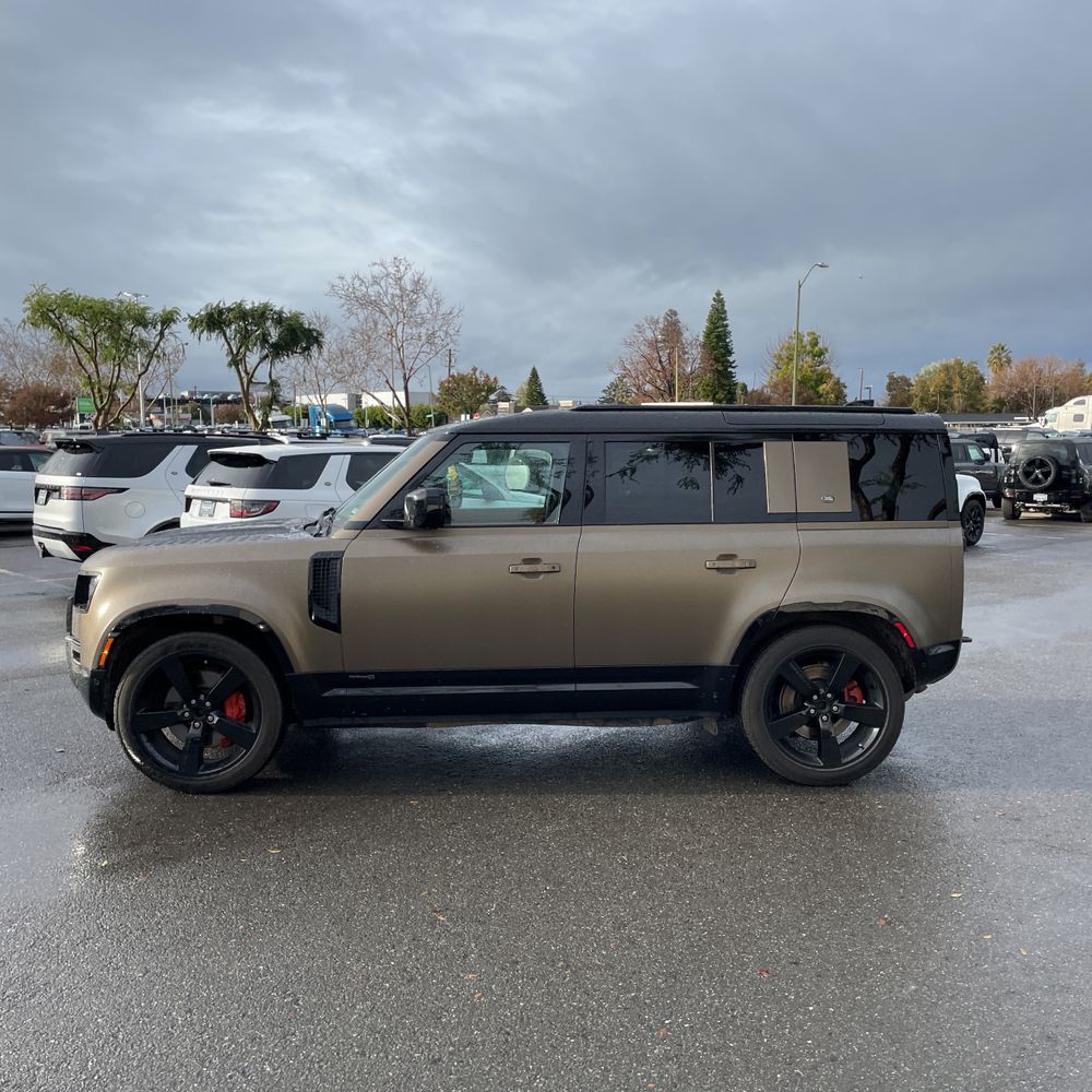 2021 Land Rover Defender 110 X