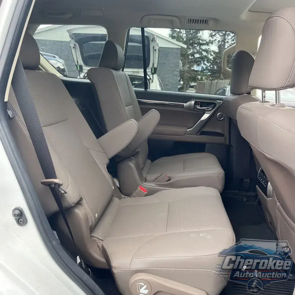 2022 Lexus GX 460 Base