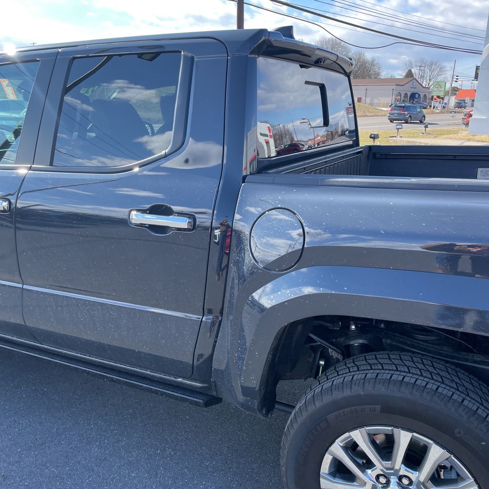 2024 Toyota Tacoma Limited HV